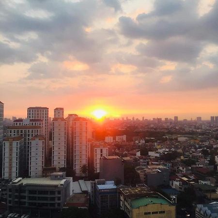 Ronz Deca Hills Aparthotel Mandaluyong Buitenkant foto